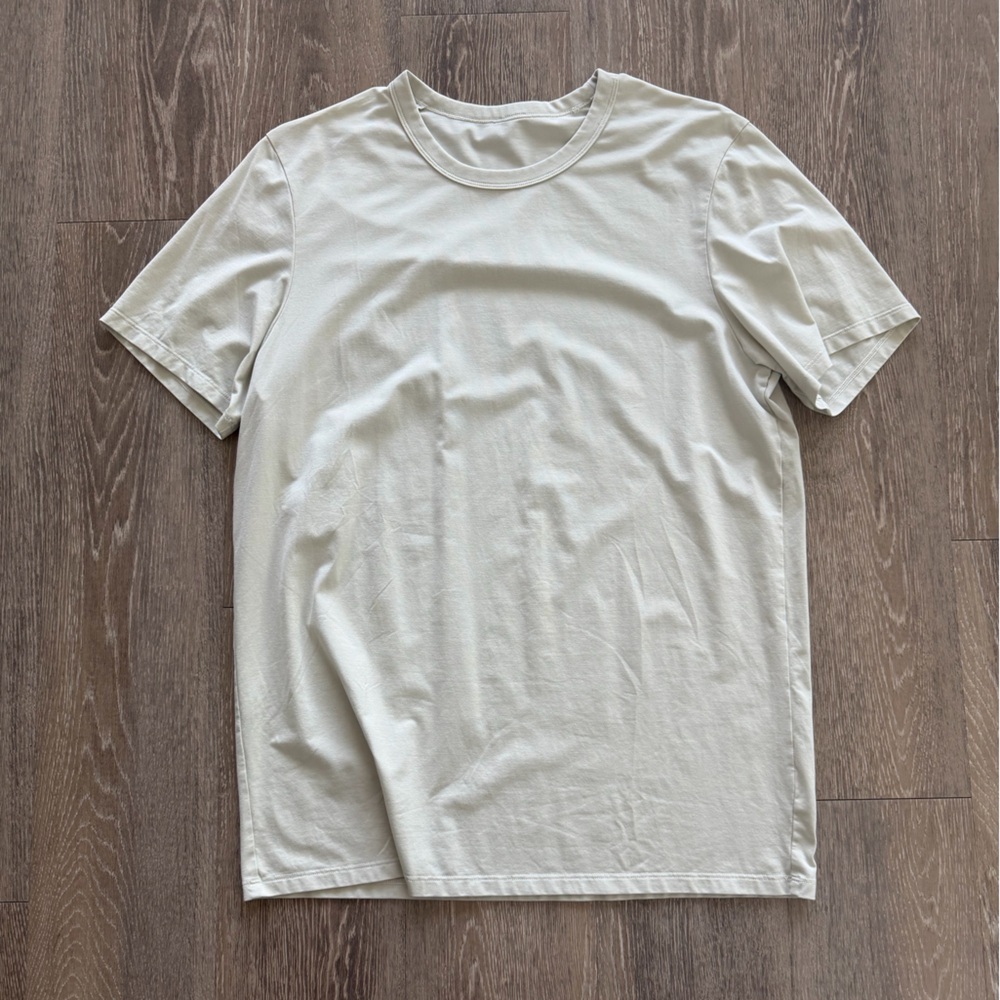 Lululemon fundamental tee
